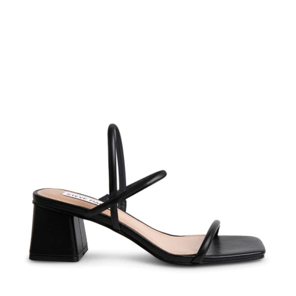 Steve Madden linna size 8 ( fits my 7.5) strappy low heel sandal
